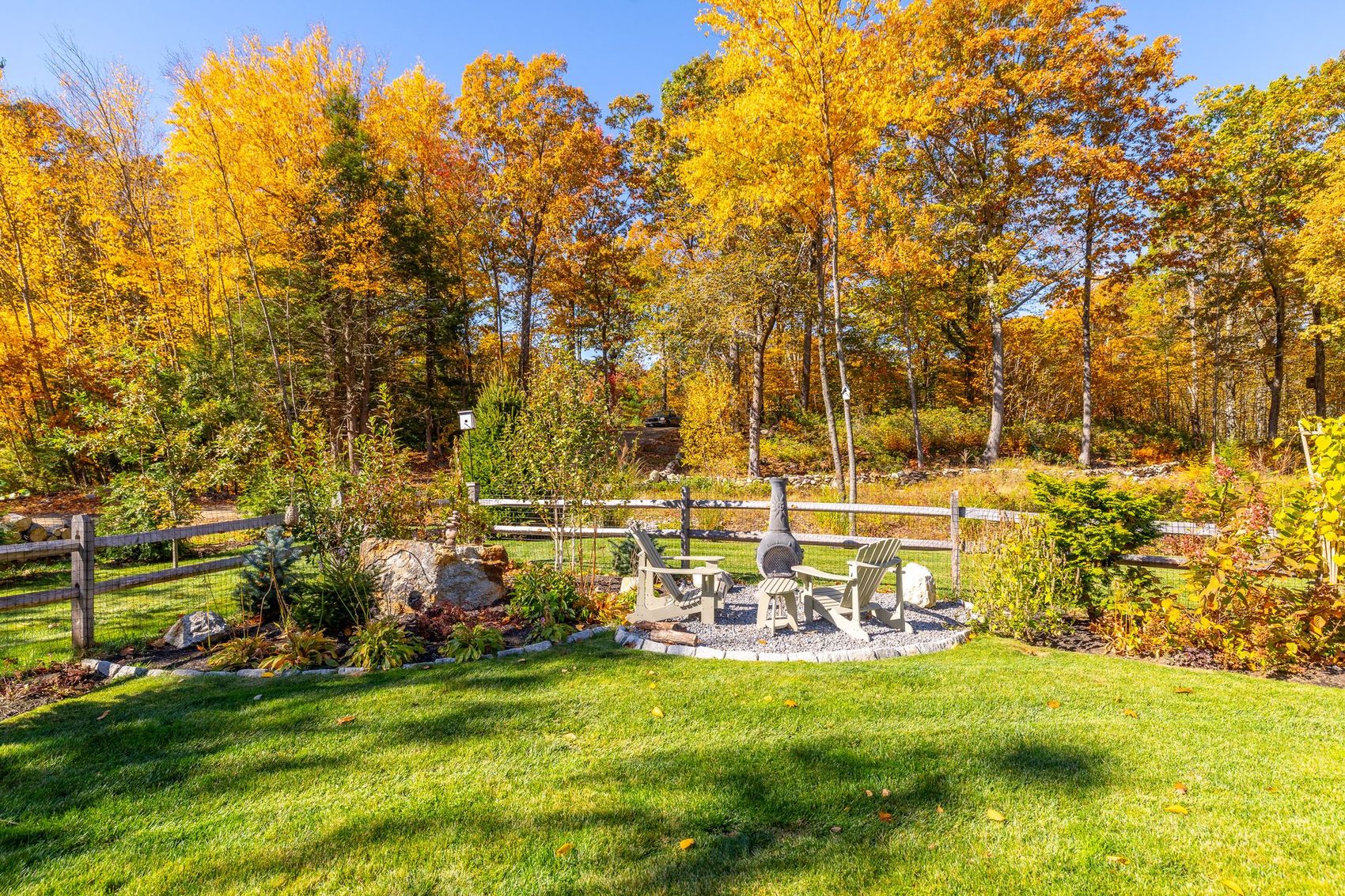 Stone fire pit